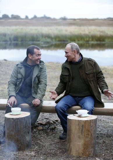 President Putin, Prime Minsiter Medvedev visit Lipno island in Novgorod Region