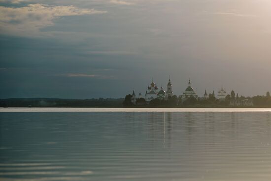 Russian cities. Rostov Veliky