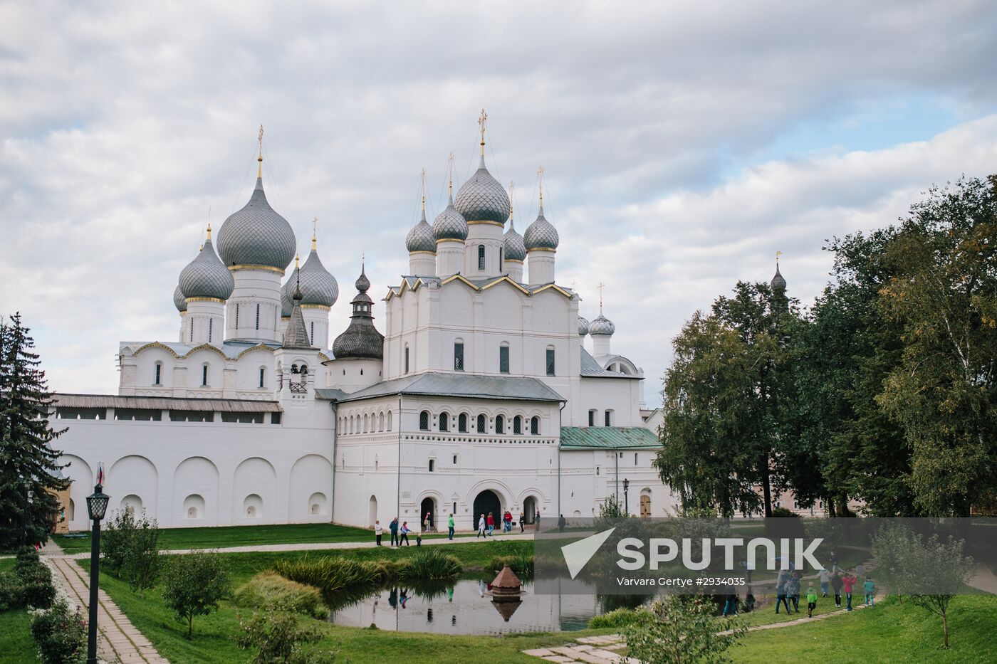 Russian cities. Rostov Veliky