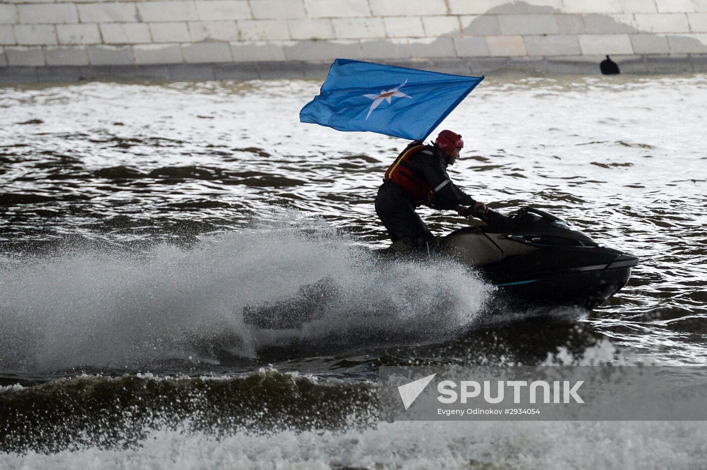 First Moscow paradew of municip vehicles