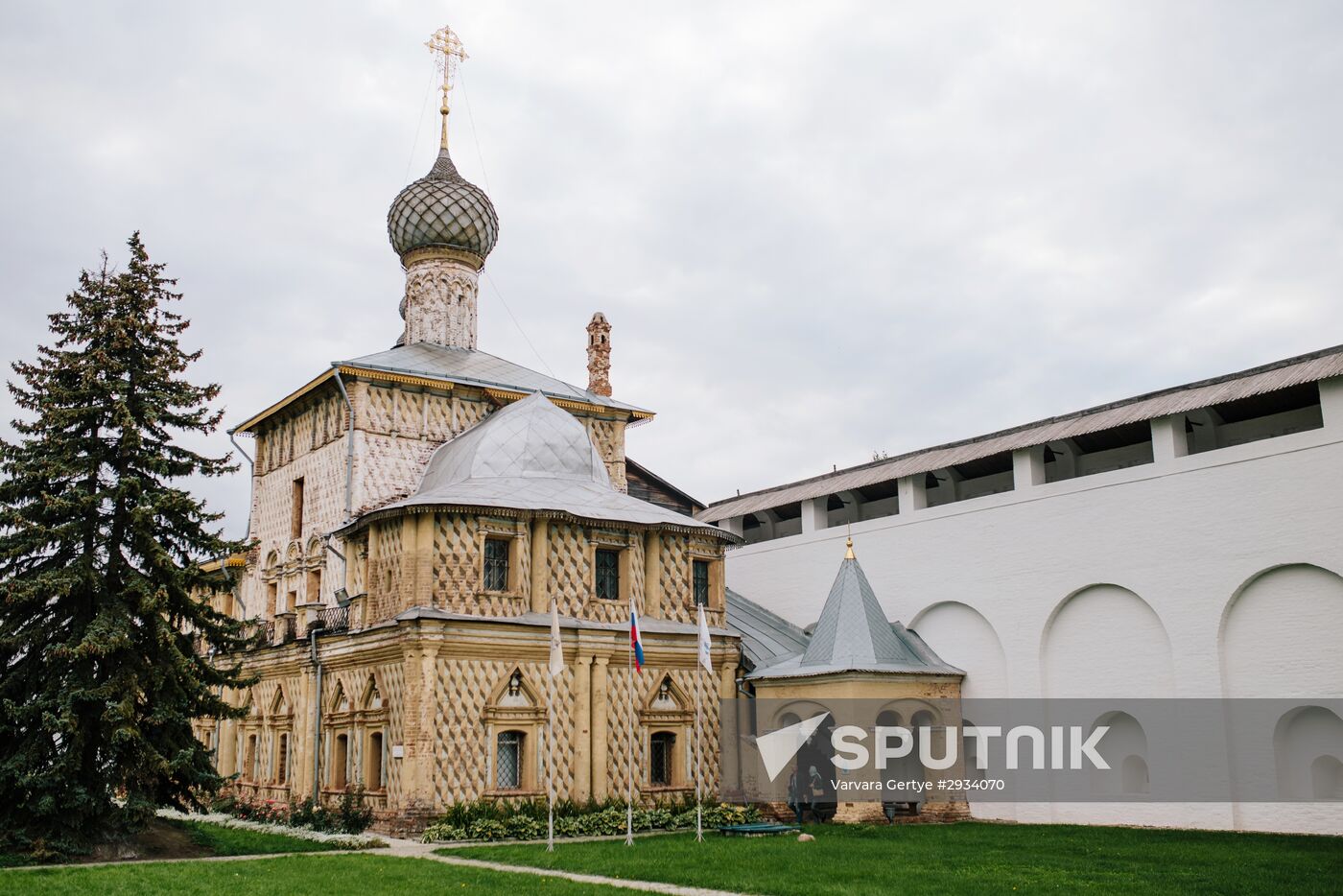 Russian cities. Rostov Veliky
