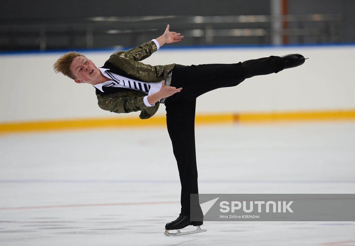 Figure skating. Russian national team's trials. Day Two