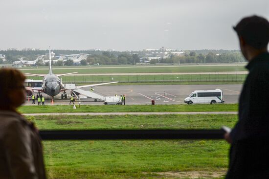 First flight arrives at Zhukovsky Airport