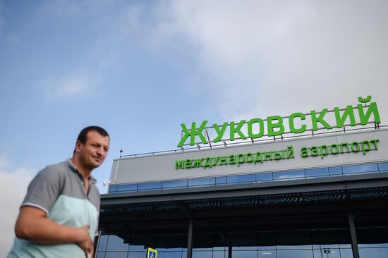 First flight arrives at Zhukovsky Airport