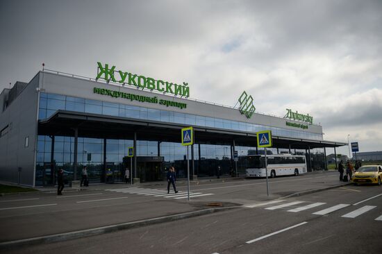 First flight arrives at Zhukovsky Airport