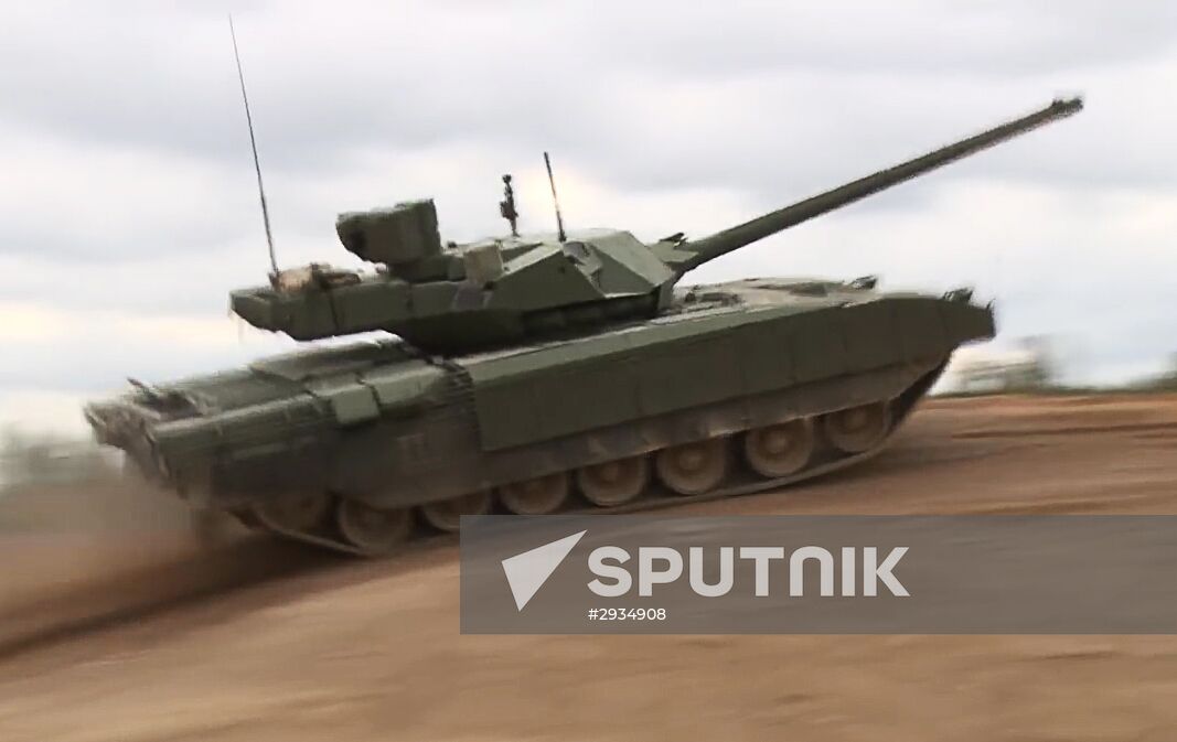 Demonstration of T-14 Armata tank