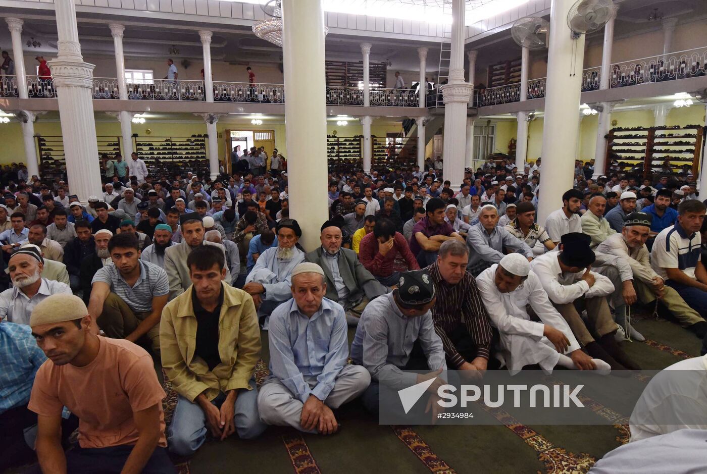 Celebrating Idi Kurbon (Kurban-bairam) in Tajikistan