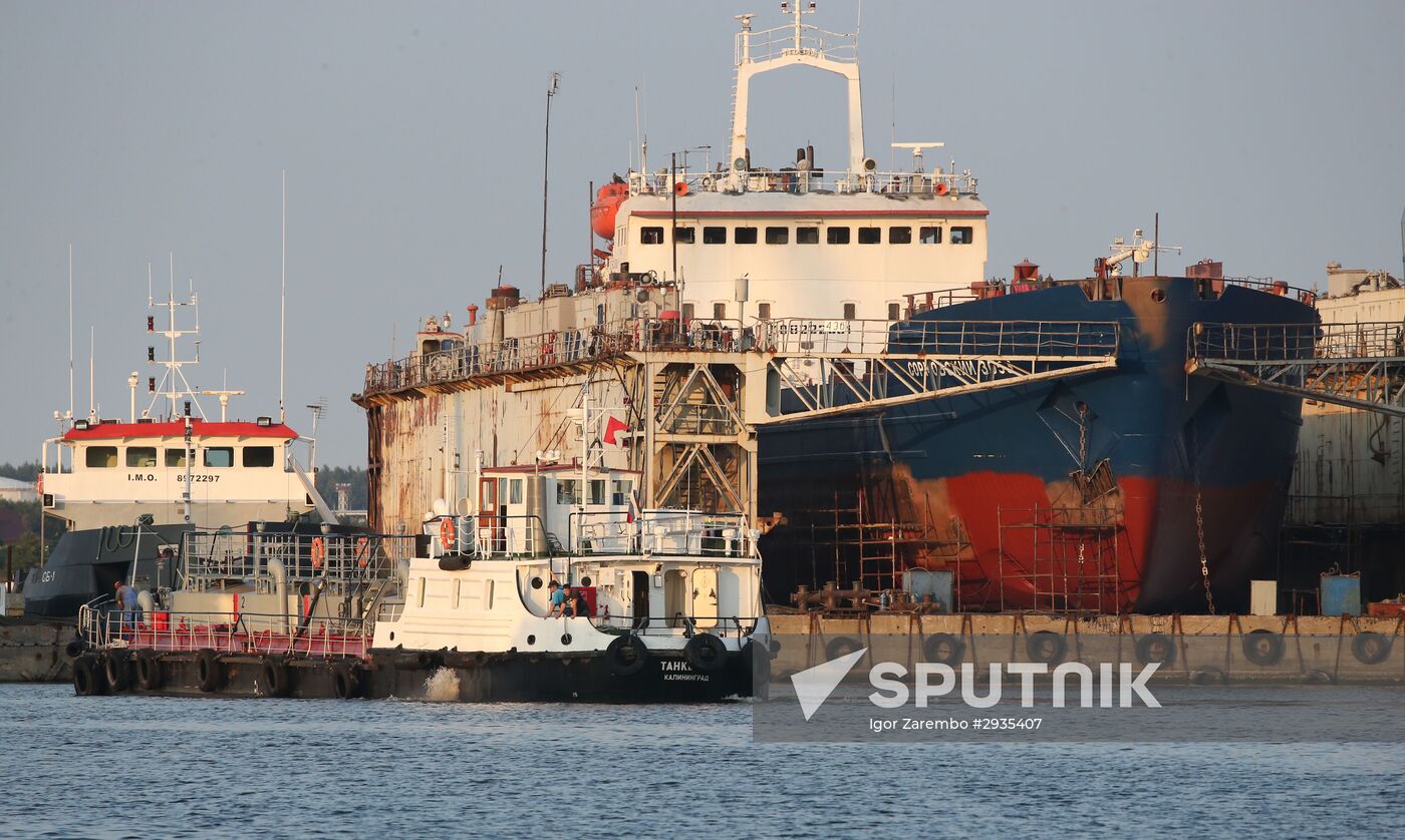 Navigation in the Kaliningrad Sea Canal and in Baltiisk harbour