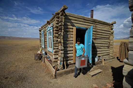 Early elections in remote Altai areas