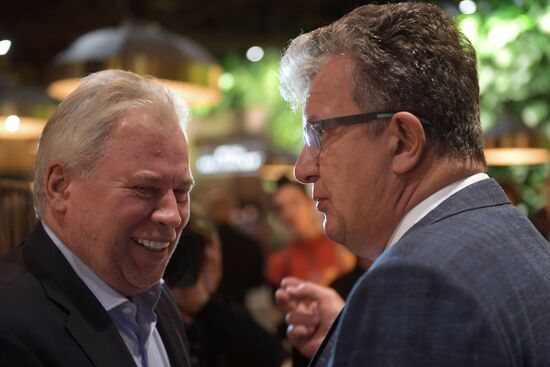 Premiere of movie 'Snowden'