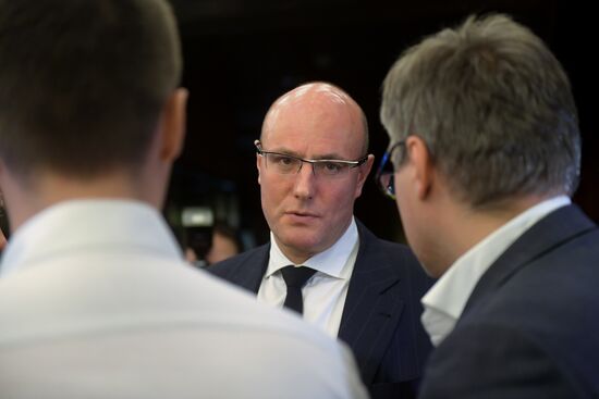 Premiere of movie 'Snowden'