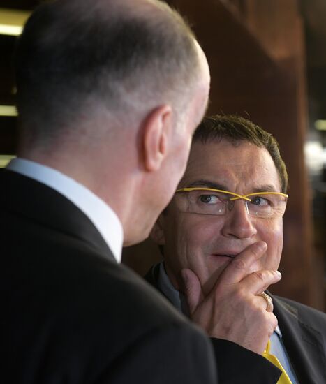 Premiere of movie 'Snowden'