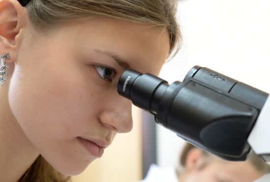 Medicine class at Moscow school