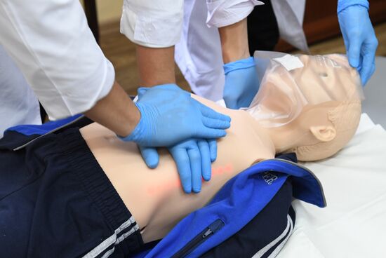 Medicine class at Moscow school