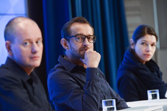 Press conference by director and cast of film 'Collector'