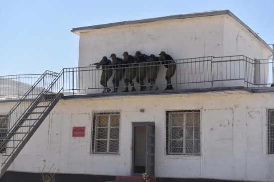Сombined exercise of Russian military post and military forces of Tajikistan