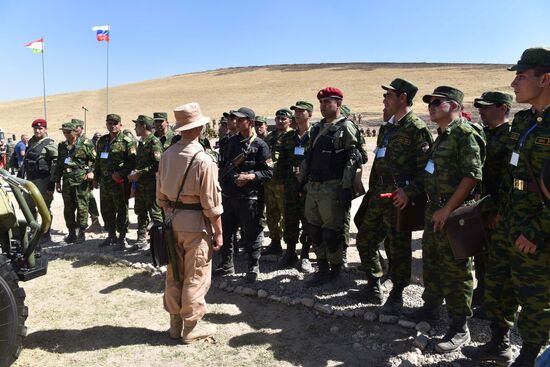 Сombined exercise of Russian military post and military forces of Tajikistan