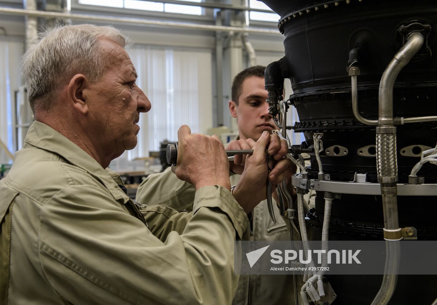 New aircraft engine tested in St. Petersburg