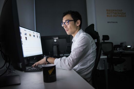 Foreign Minister Sergei Lavrov attends opening ceremony of Sputnik editorial center in Bishkek