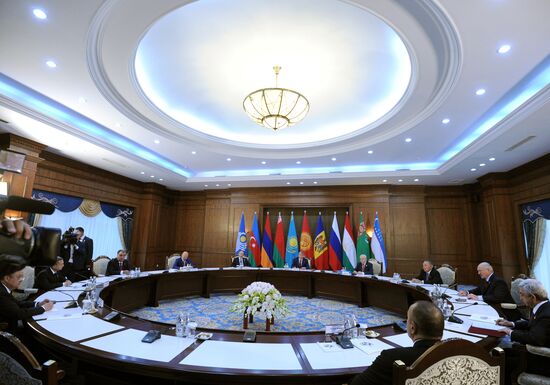 President Putin attends meeting of CIS Council of Heads of State