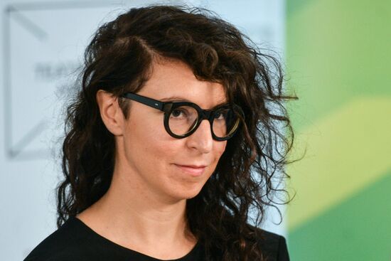 Theater of Nations opens new season