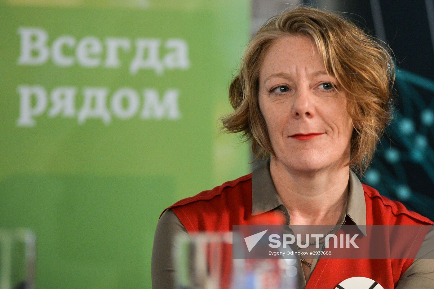 Theater of Nations opens new season