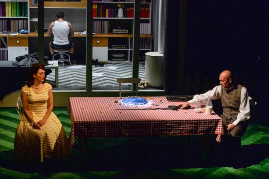 Theater of Nations opens new season