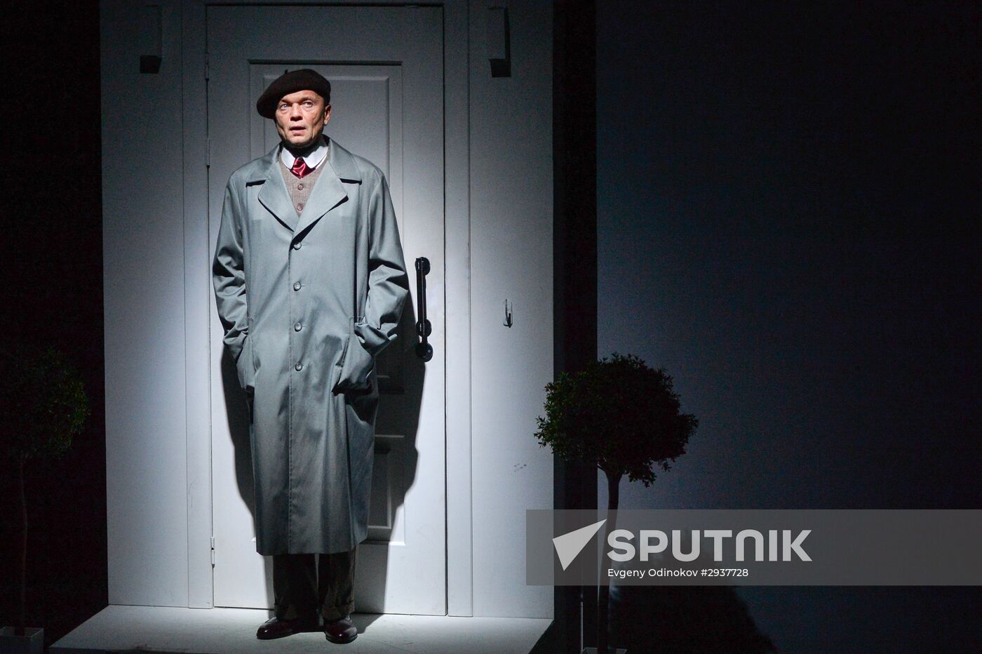 Theater of Nations opens new season