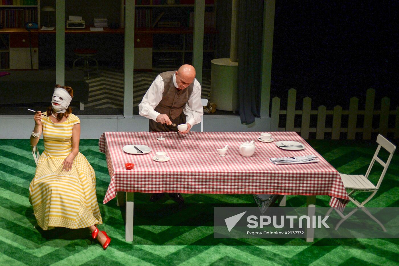 Theater of Nations opens new season