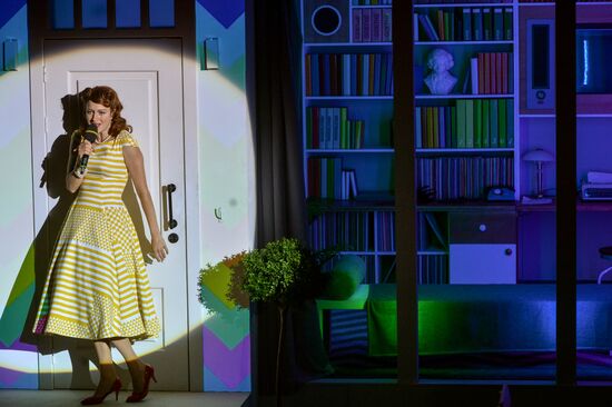 Theater of Nations opens new season