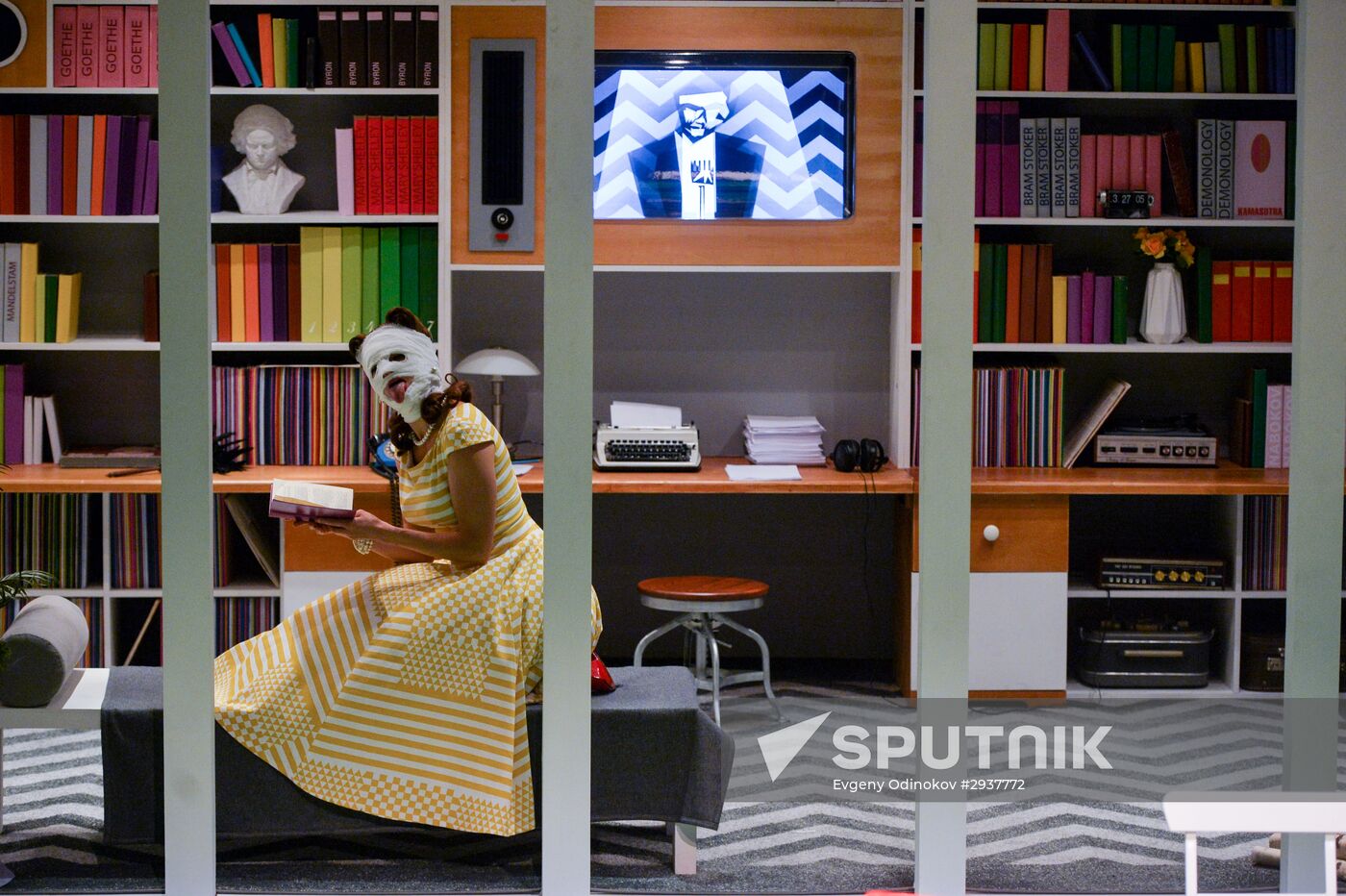 Theater of Nations opens new season