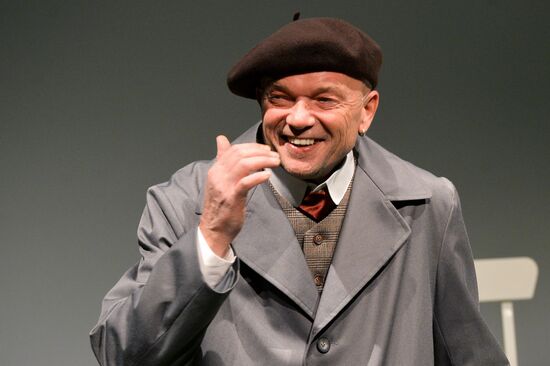 Theater of Nations opens new season