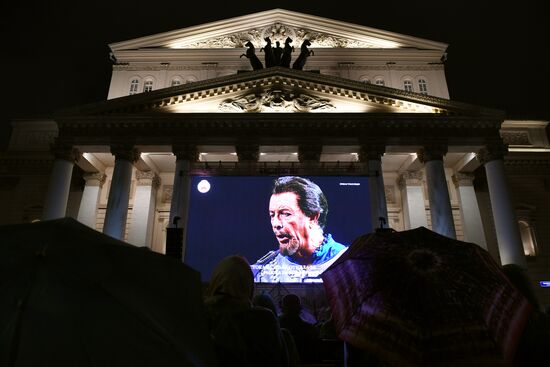 Simon Boccanegra opera broadcast on Teatralnaya Square