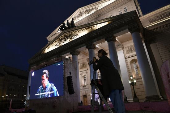 Simon Boccanegra opera broadcast on Teatralnaya Square