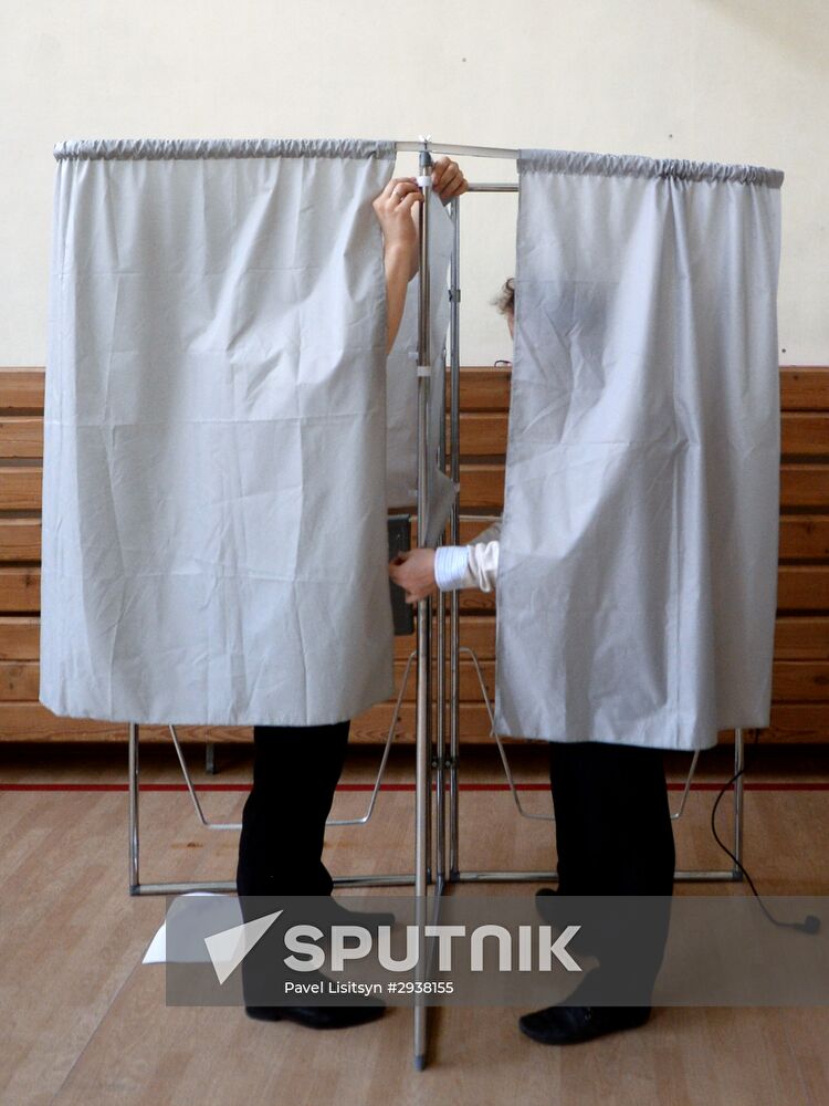 Polling stations prepare for elections