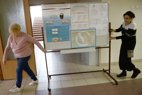 Polling stations prepare for elections