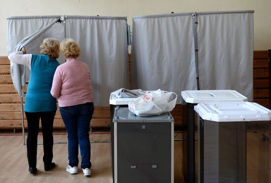 Polling stations prepare for elections