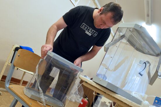 Polling stations prepare for elections