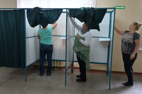 Polling stations prepare for elections