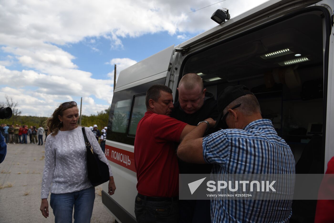 Donetsk People's Republic, Luhansk People's Republic and Ukraine exchange war prisoners in Luhansk Region