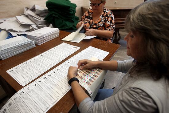 Polling stations prepare for elections