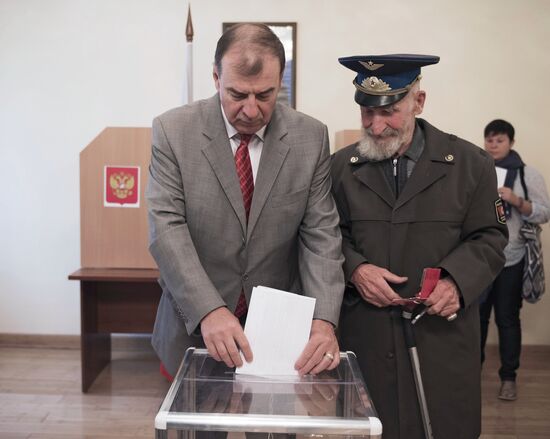 General election day abroad