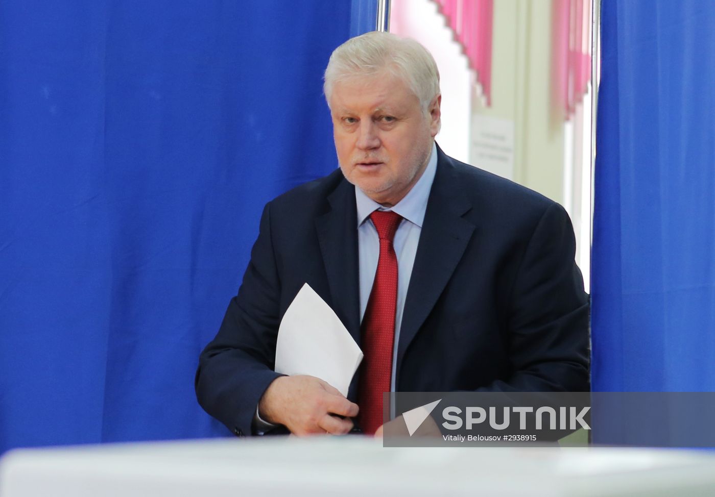 Public and political leaders vote on general election day