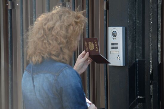 General election day abroad
