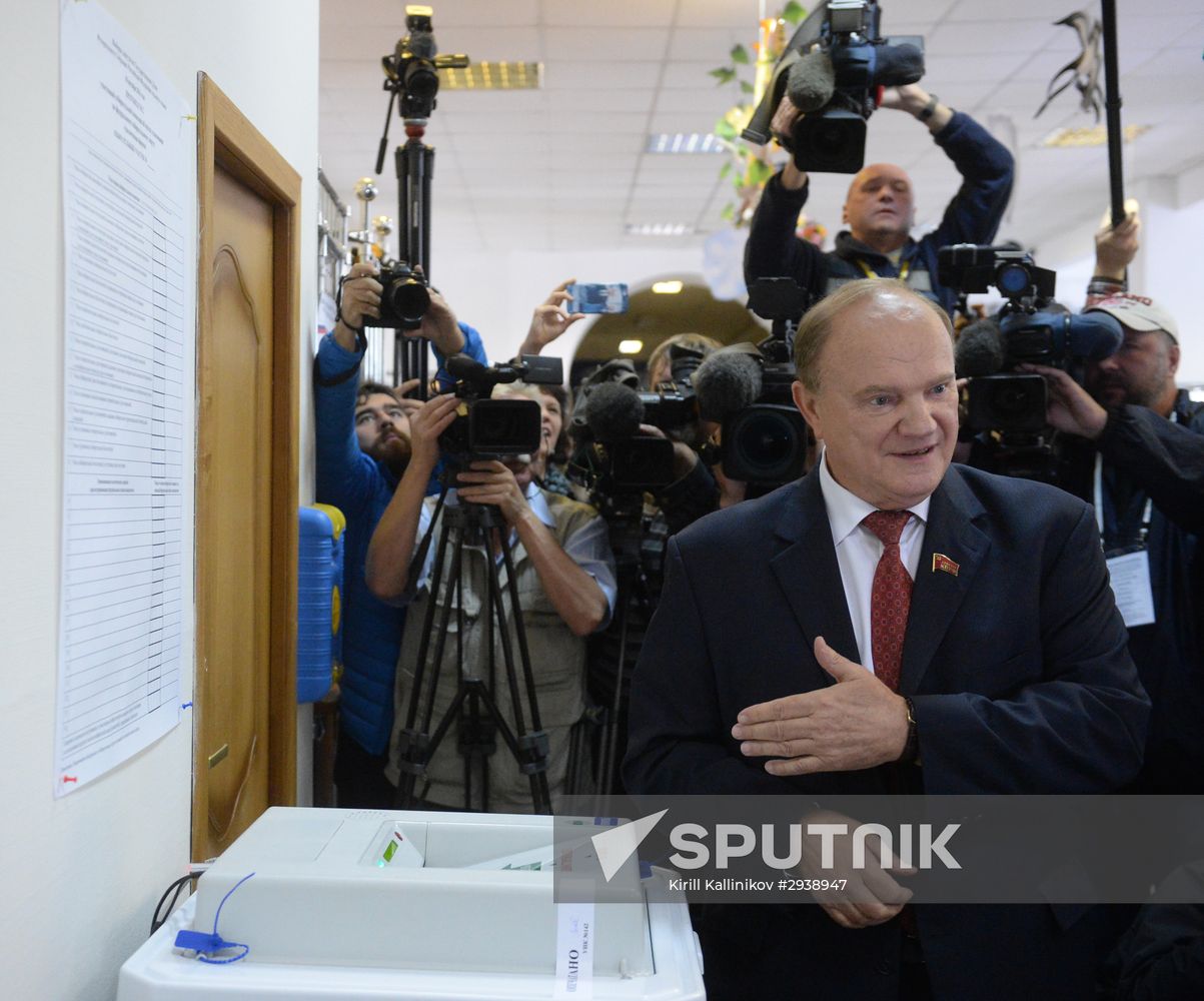 Public and political leaders vote on general election day