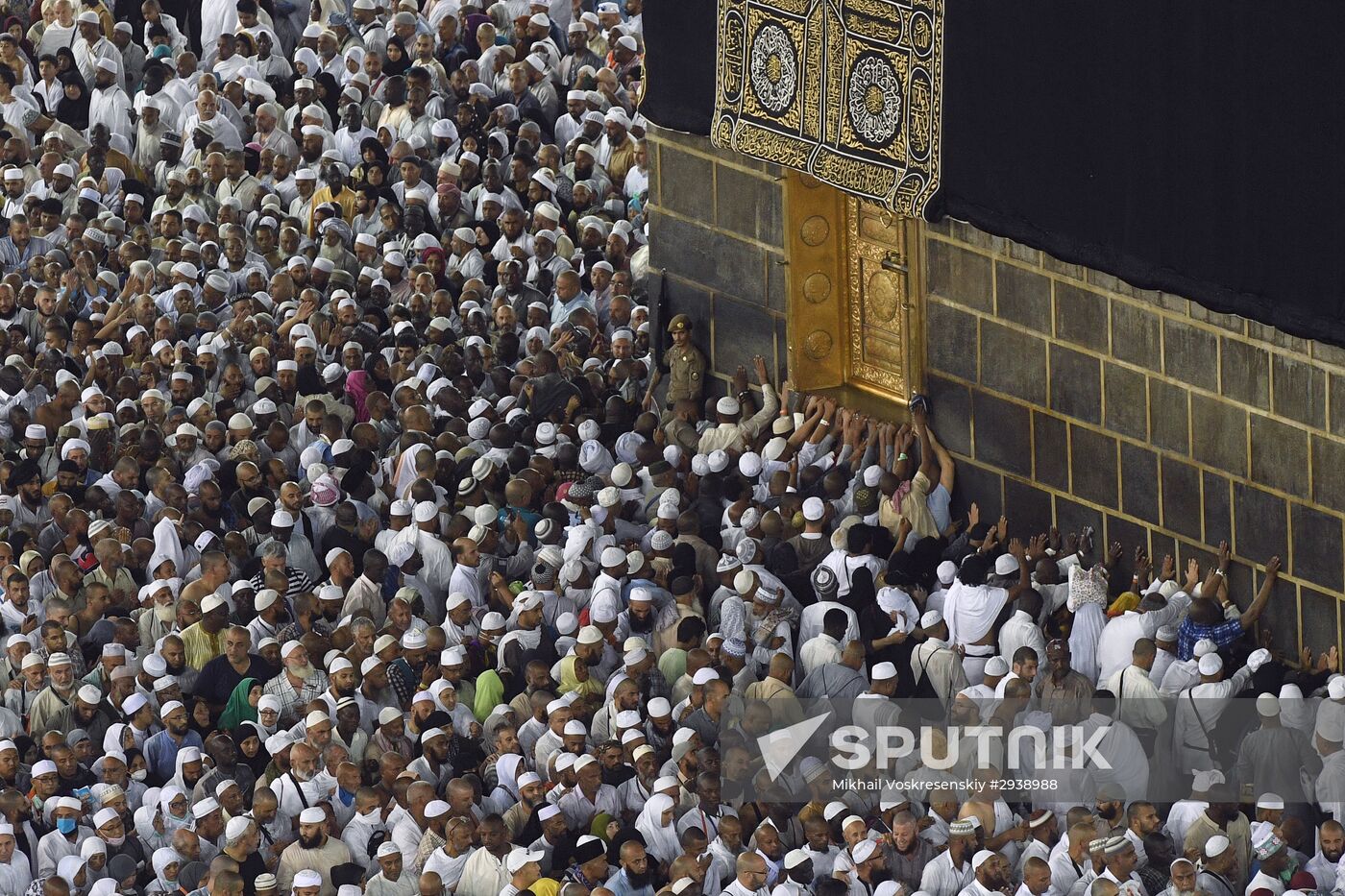 Pilgrims in Mecca