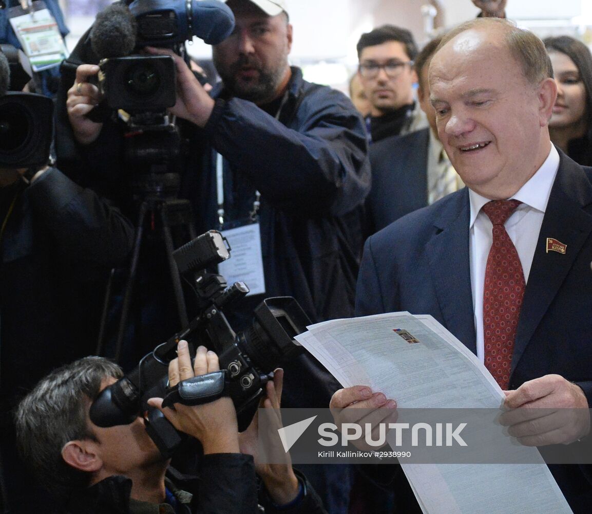 Public and political leaders vote on general election day