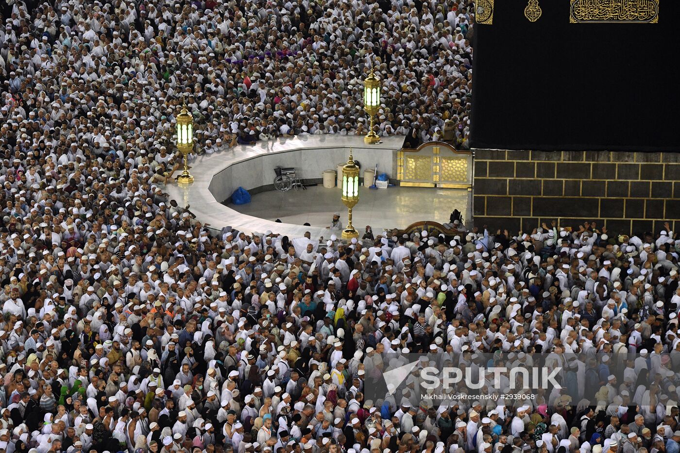 Pilgrims in Mecca