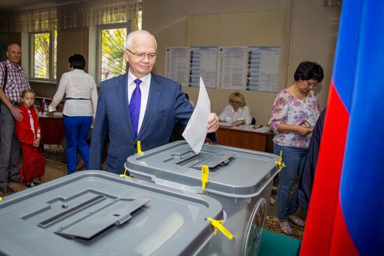 General election day abroad