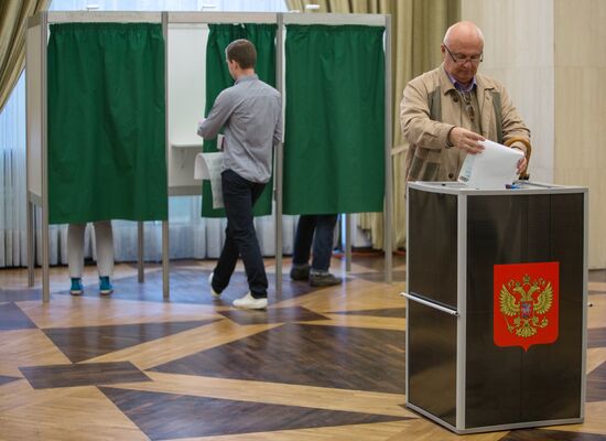 General election day abroad